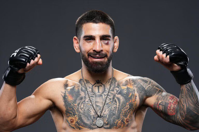“HE’S NOT EVEN RICH” – Ilia Topuria Roasts Arman Tsarukyan Ahead of UFC Freedom 250