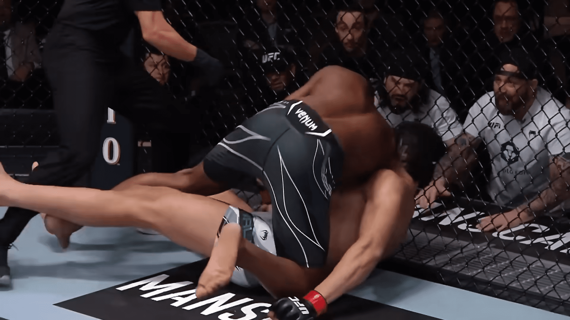 The Chinniest Fighter at LWH Now Moves to HEAVYWEIGHT?