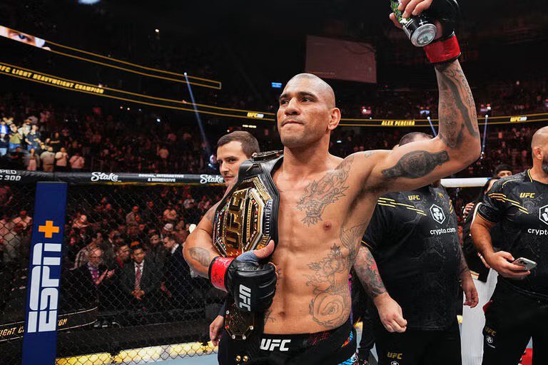 Alex Pereira Calls for Josh Hokit to Be Cut Following Latest Incident