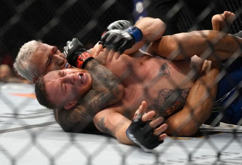 Charles Oliveira Calls for Justin Gaethje Rematch With UFC and BMF Titles on the Line