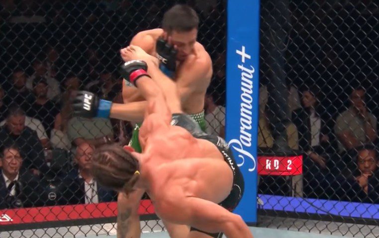 UFC Baku Results: Rafael Fiziev scores spectacular spinning heel kick TKO over Manuel Torres