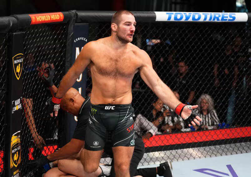 “We Almost Died” Sean Strickland Mobbed by Fans at UFC White House Presser