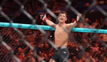 Chase Hooper Submits Mitch Ramirez at UFC Oklahoma 