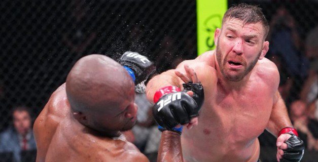 Kamaru Usman Reveals Torn Pec Before Dricus du Plessis Fight