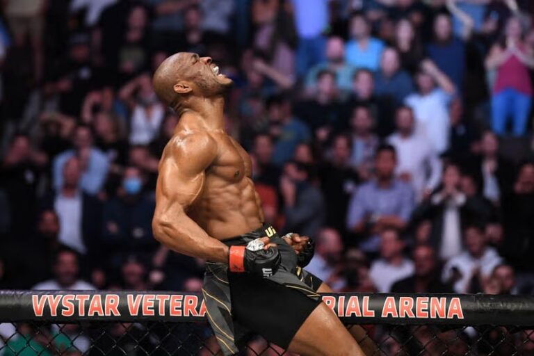 Dricus du Plessis claims Kamaru Usman deliberately delayed UFC Oklahoma City fight