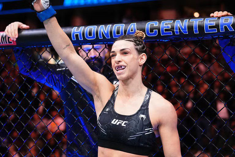 “I didn’t know who she was.” Mackenzie Dern Brushes Off Any Bad Blood with Gillian Robertson 