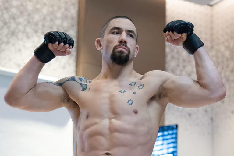 Robert Whittaker Was NOT HAPPY With Joe Rogan’s UFC 329 Commentary 